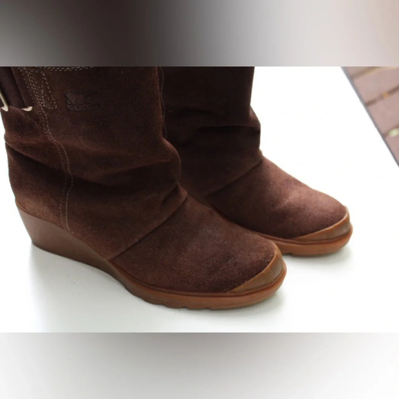 Sorel boots - Picture 9 of 12